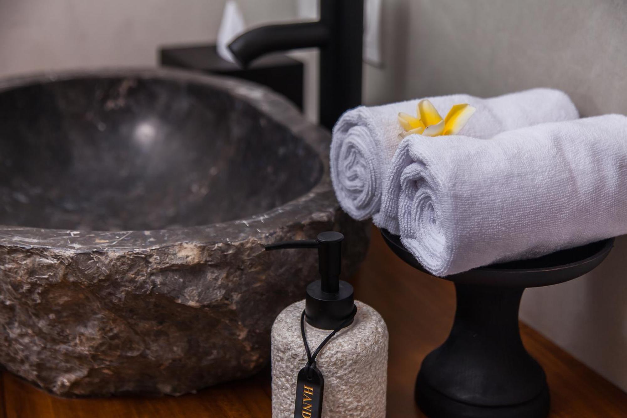 Tuju Angel By Pramana Villas Ubud Eksteriør billede
